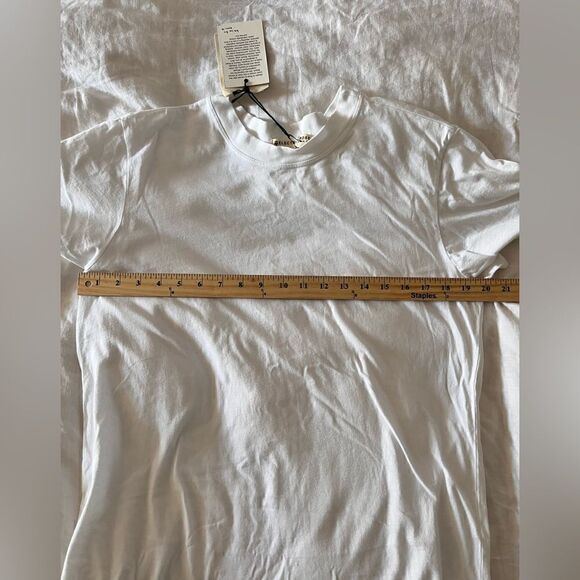 NWT Electric and rose white t-shirt. - Picture 6 of 8